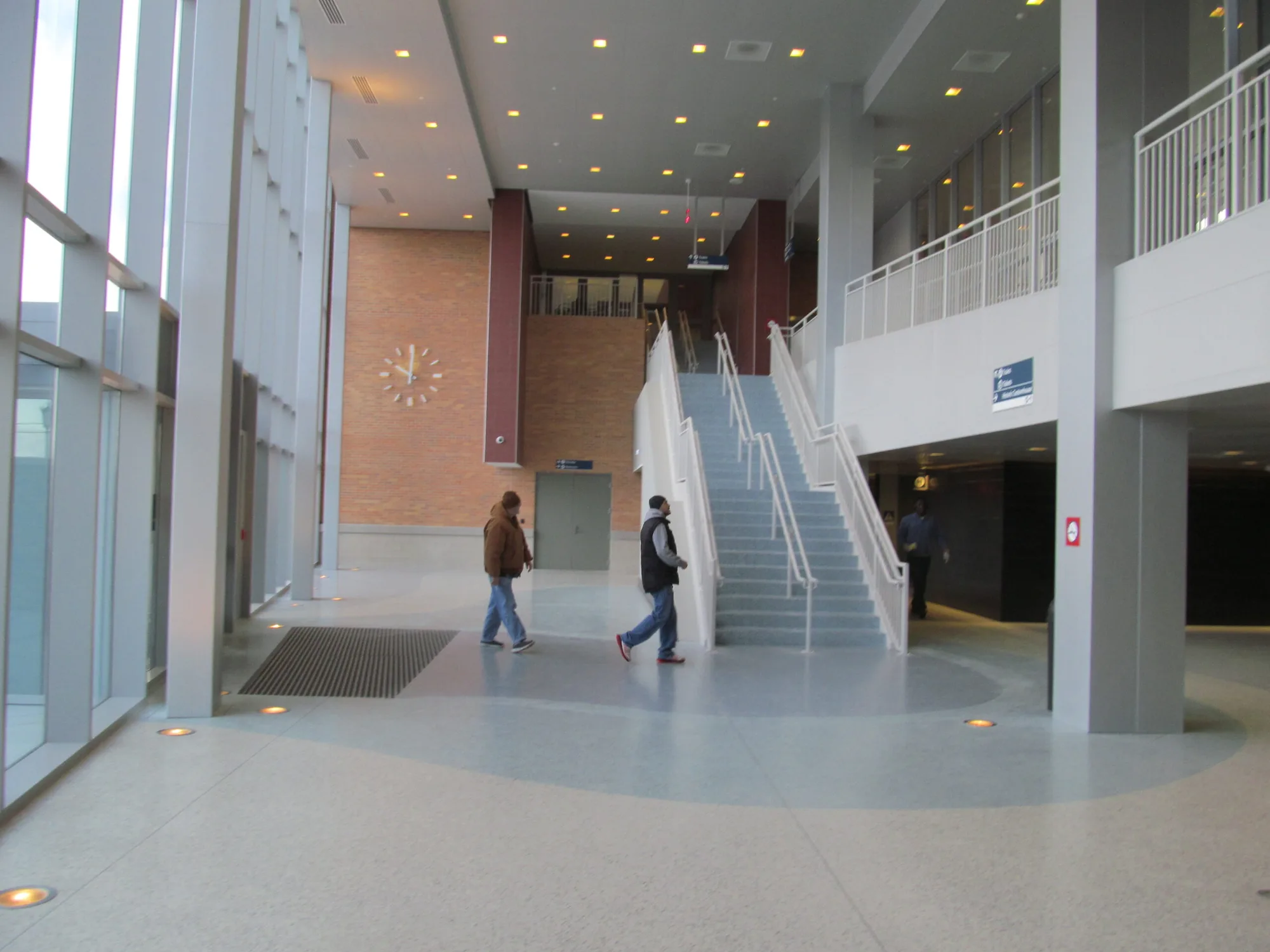 Never a Wait in line at new Niagara Falls Amtrak station