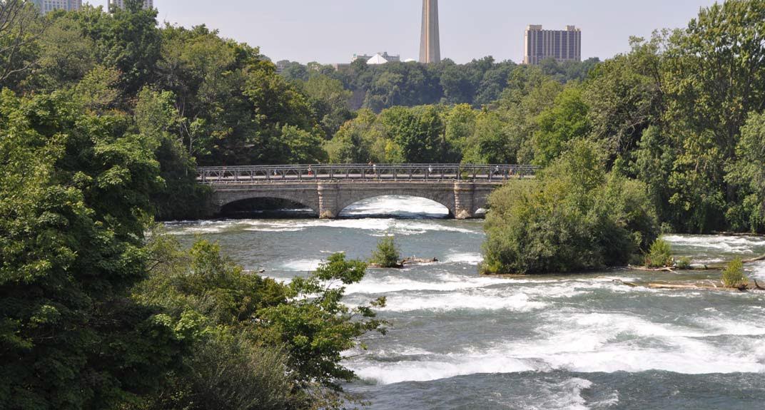 Engineers to get nearly $5 million  for design work on Goat Island bridges