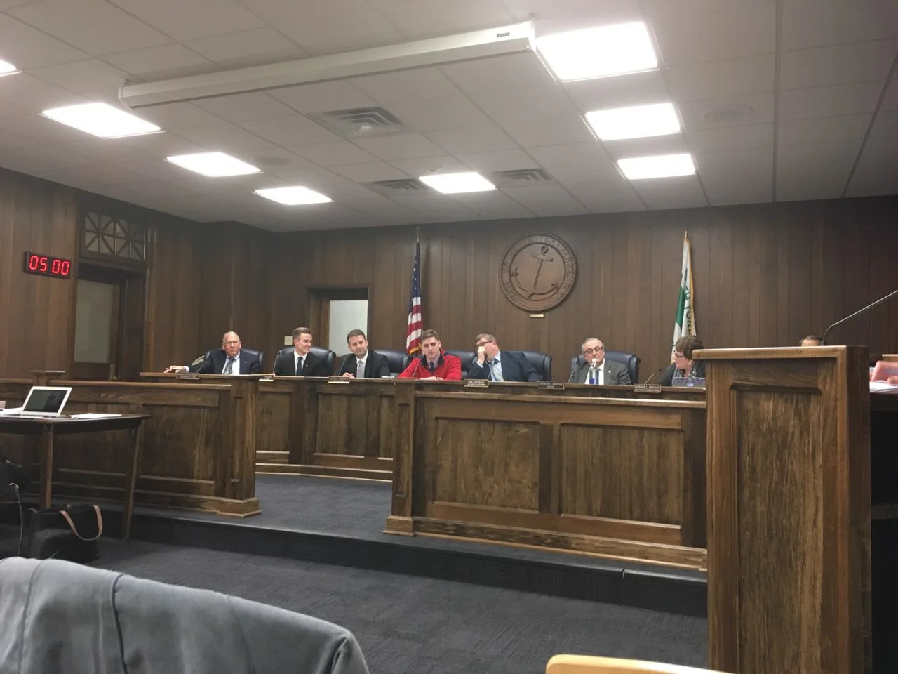 Parish to North Tonawanda Common Council: “Put Your Phones Down”