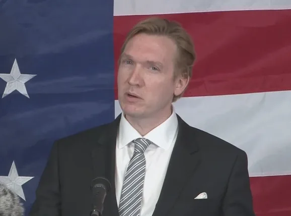 Governor Issues Response To McMurray’s Letter on Slag Concerns