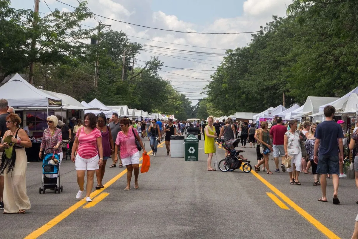 New Artisan Market Offers Chance for Locals to Make Money this Tourist Season