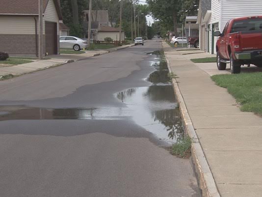 A water leak surfaces on West Rivershore Drive in Niagara Falls.