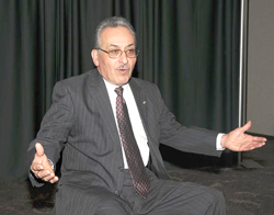 Vince Anello served as Niagara Falls Mayor from 2004-2008.