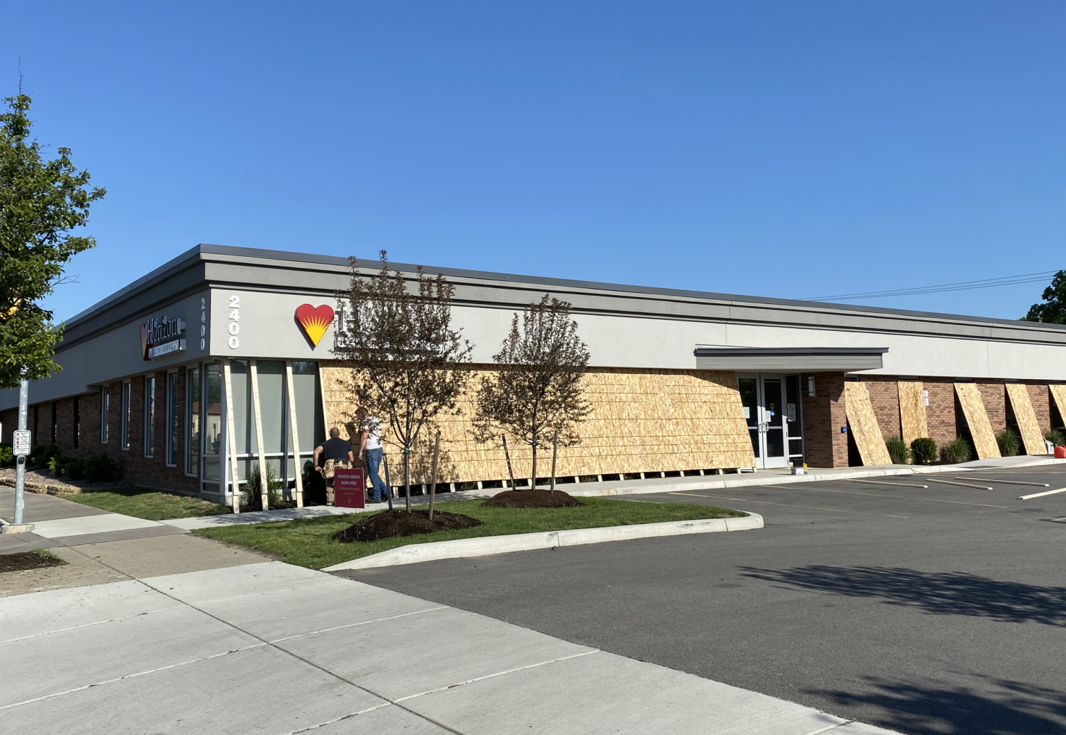 PHOTO GALLERY Pine Avenue Businesses Boarded Up in Niagara Falls The